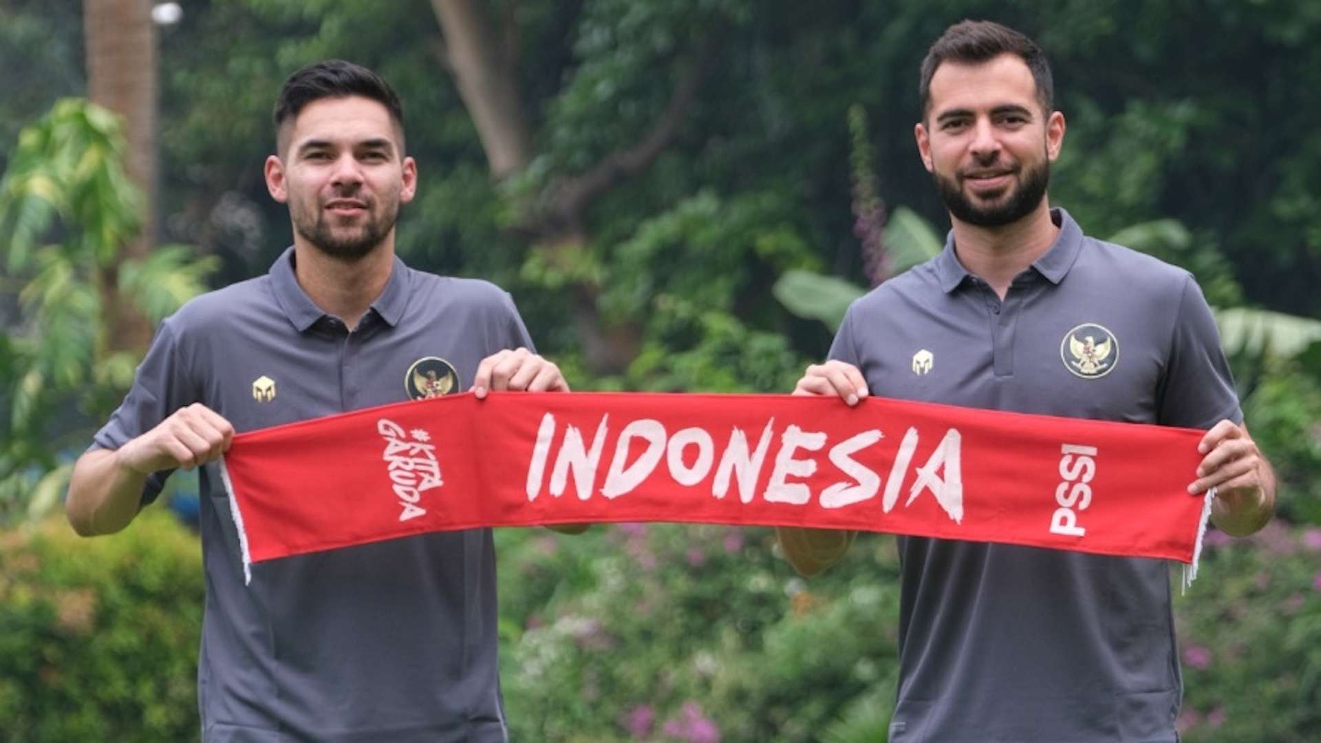 接着比较两 接着比较两